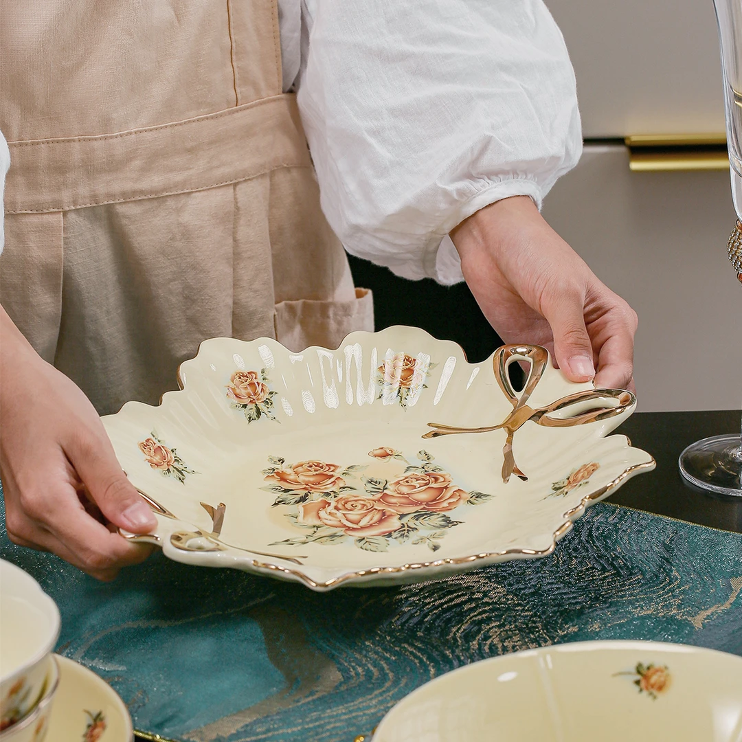 M45蝴蝶盘创意欧式田园陶瓷轻奢水果盘客厅茶几装饰精致点心盘