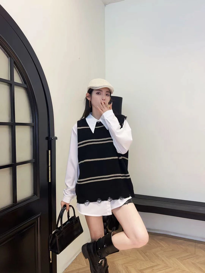 纯色东方洛可可宽松V领女女士韩版百搭秋季马甲马夹