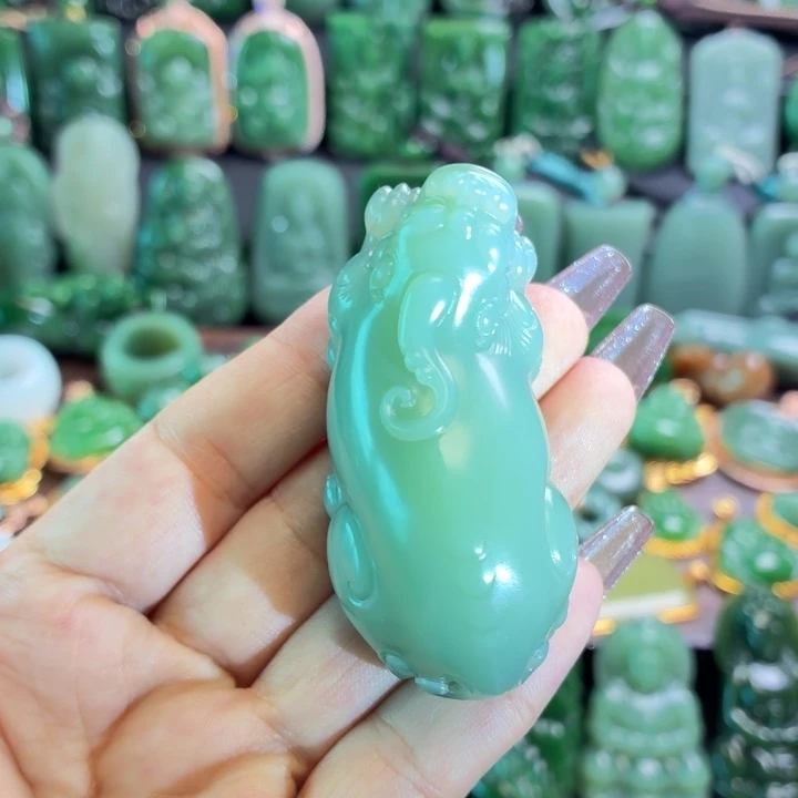 胖***伍未镶嵌和田玉挂件