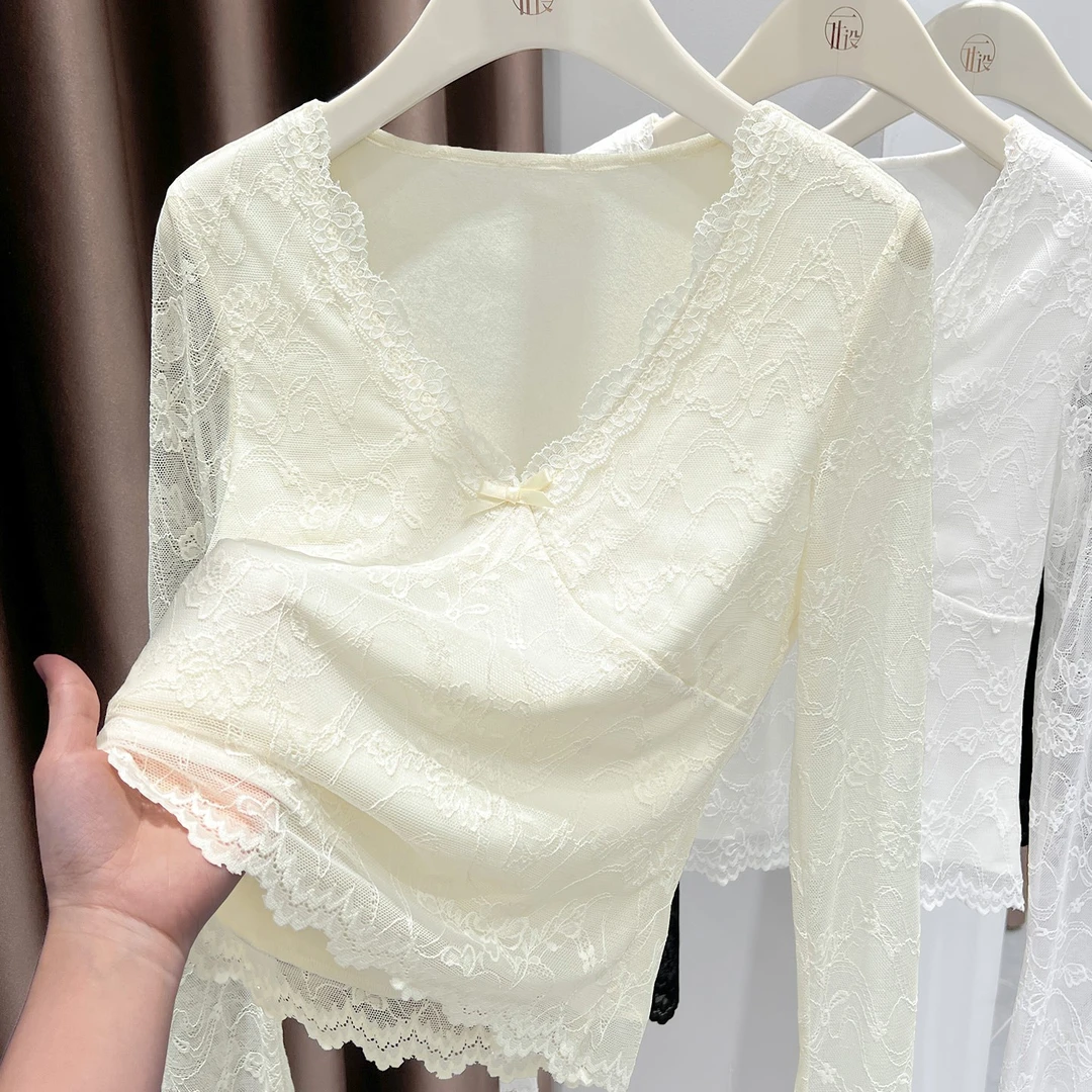 高档杏色蕾丝花边V领小衫2025秋冬新款绝美蝴蝶结提花打底上衣