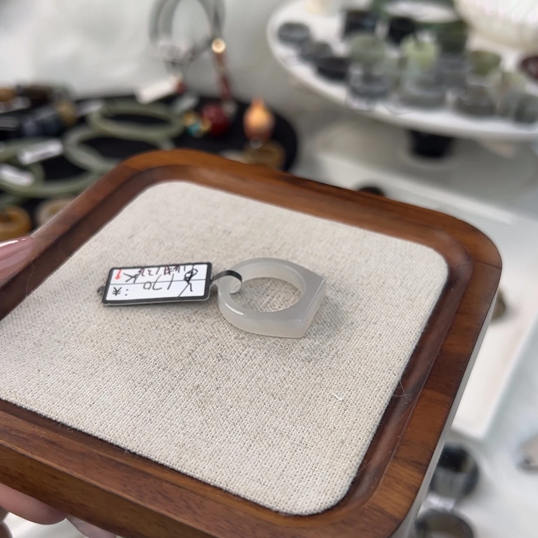 和田玉未镶嵌戒指N118烟紫马鞍直径17.1不退换