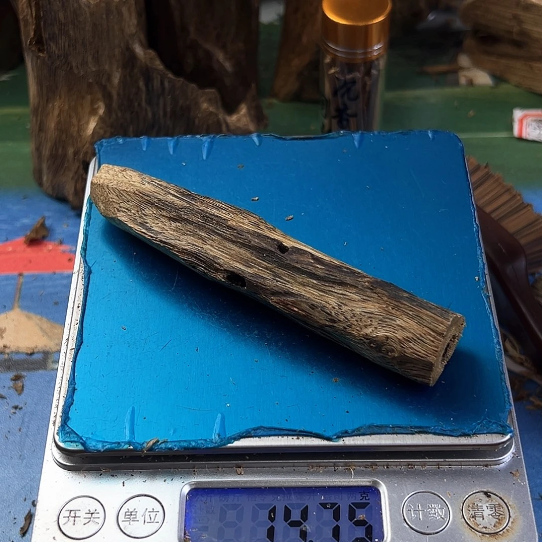 香料绿奇楠虫漏白棋14克