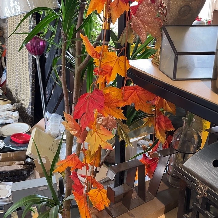 y****9陶瓷花瓶，部分微瑕