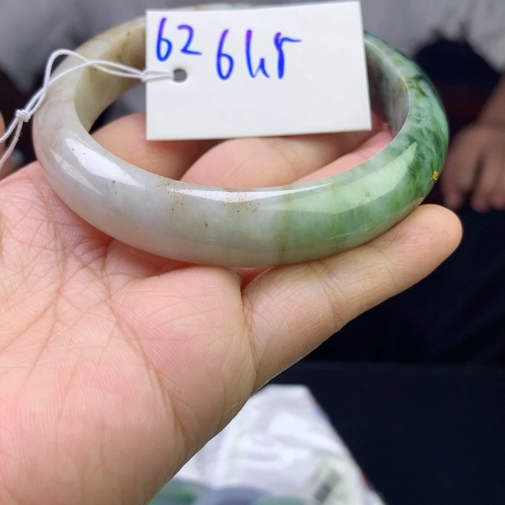 未镶嵌手镯翡翠62