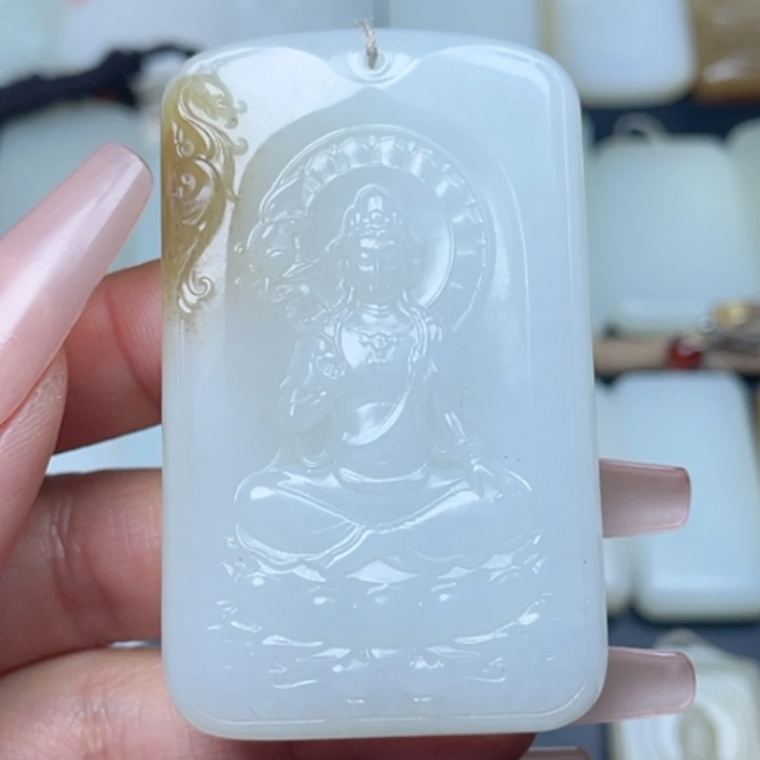 【闪购商品】颈饰未镶嵌和田玉
