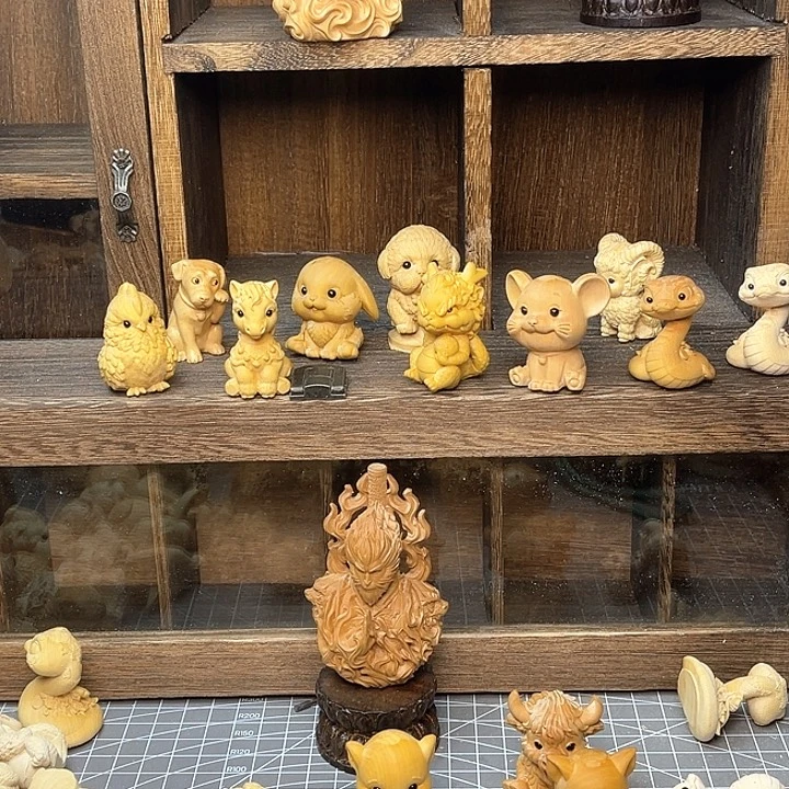 木十二生肖一整套十三个摆件