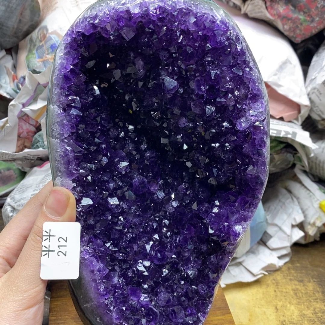 紫晶乌拉圭未镶嵌