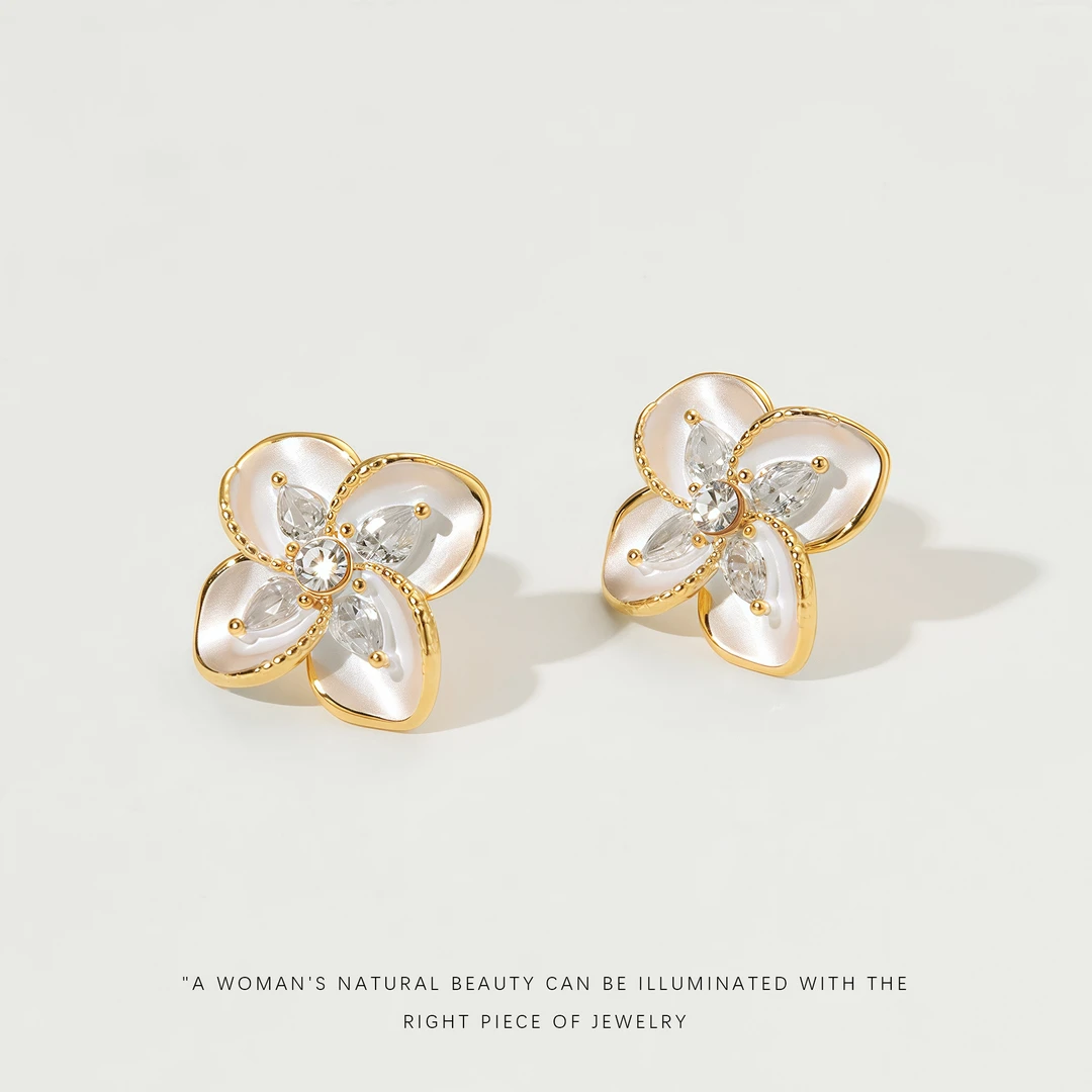 铜合金合成锆石耳饰 耳钉A467