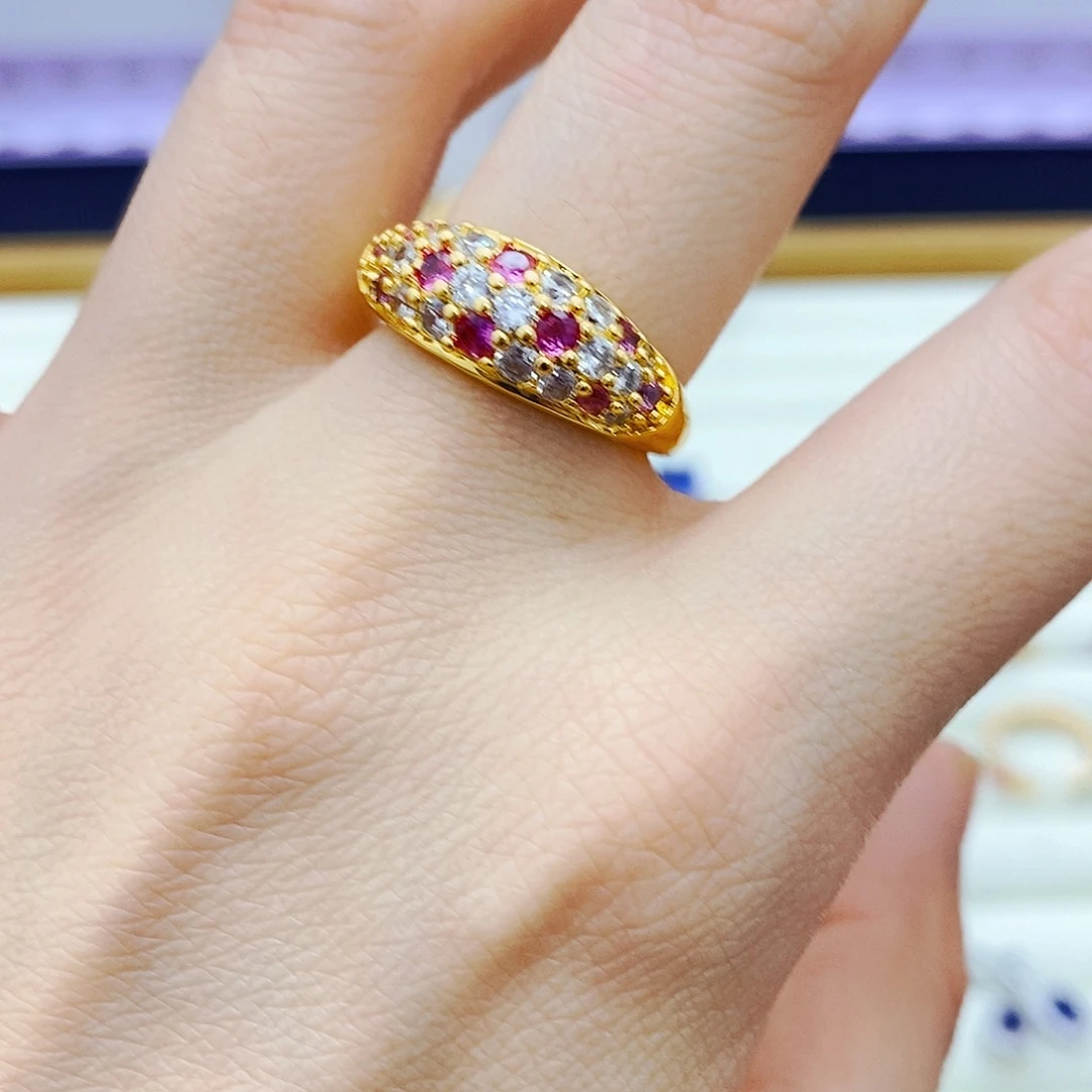 戒指蓝宝石未镶嵌