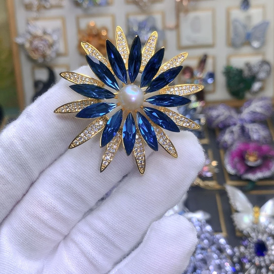 仿水晶铜胸针胸花