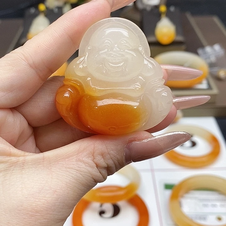 石英质玉（黄龙玉）未镶嵌吊坠