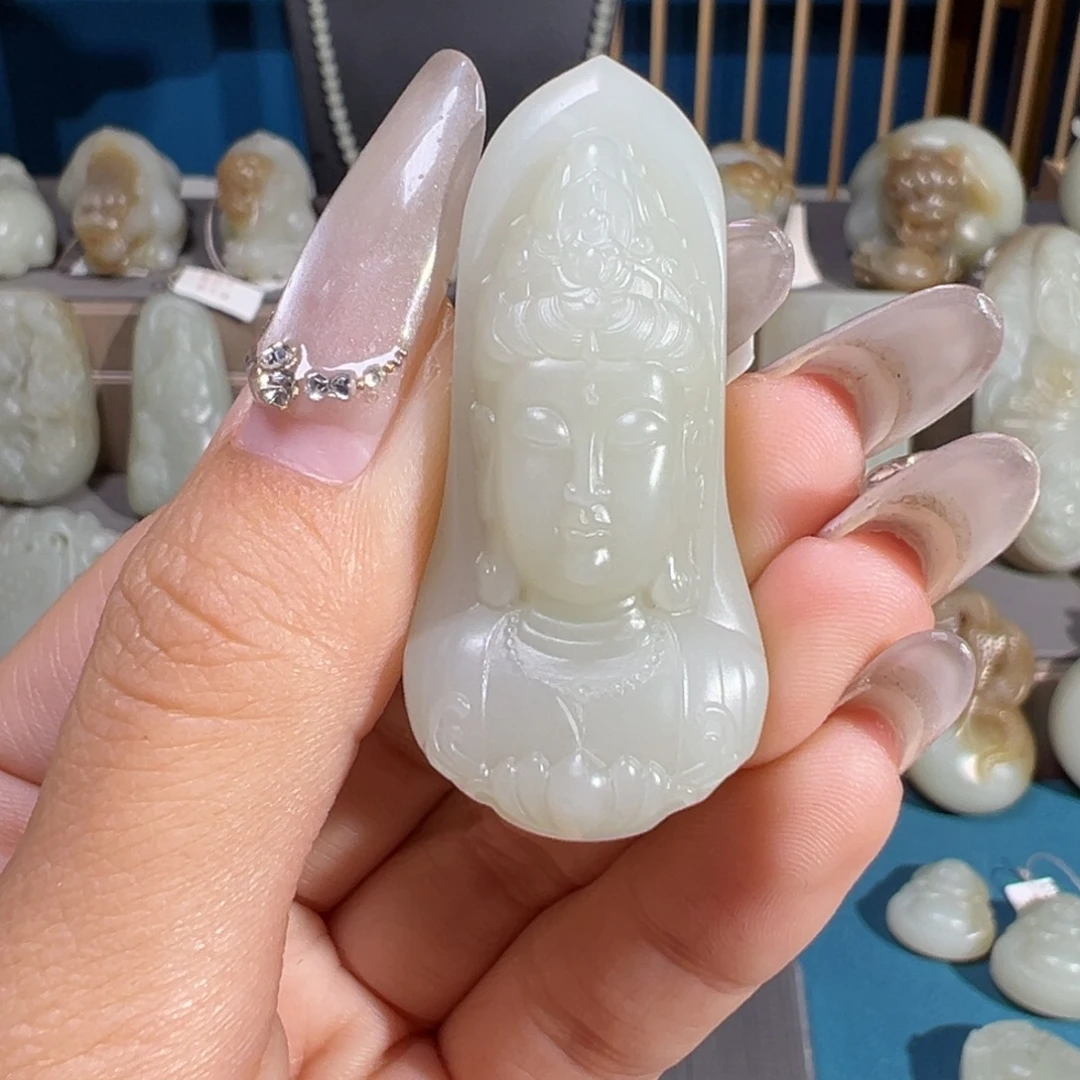 和田玉（糖玉）未镶嵌颈饰