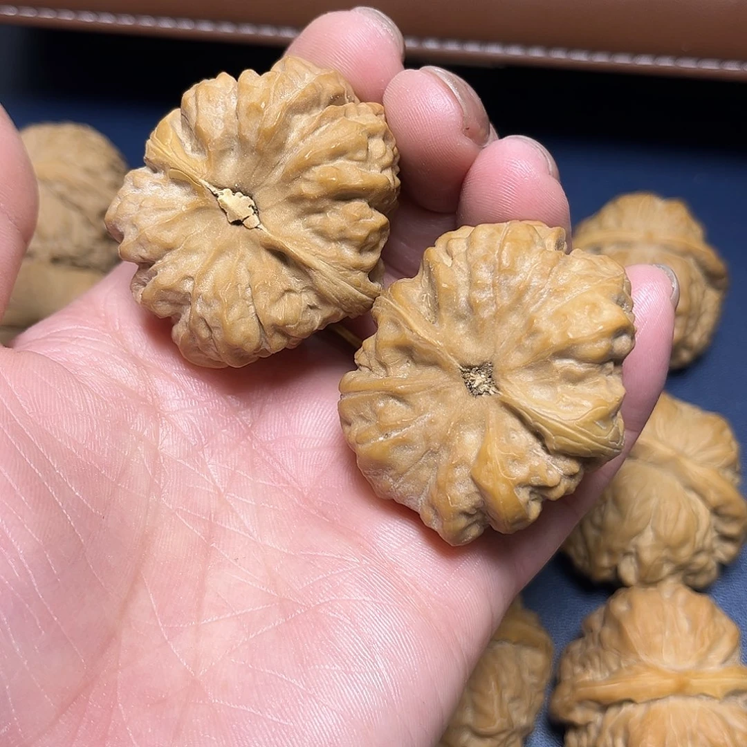 文玩核桃吊坠停**走哇哇哇