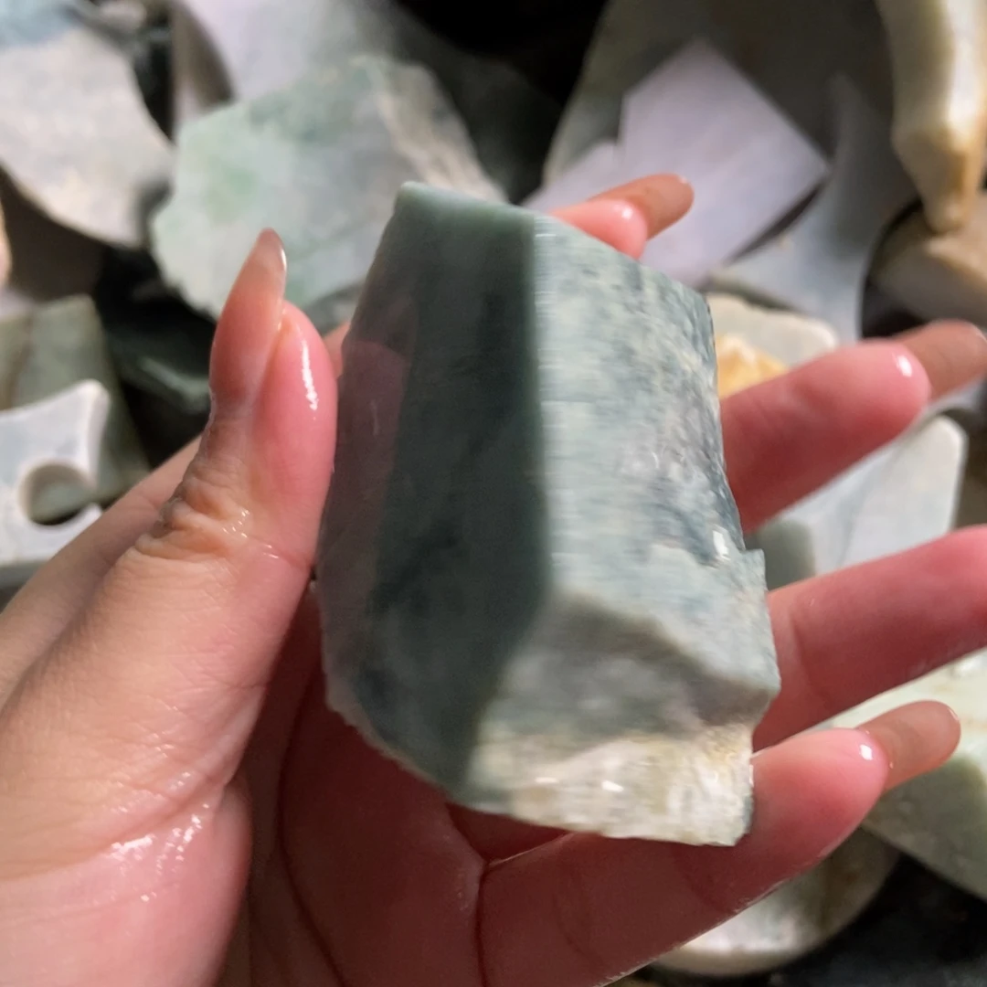 翡翠未镶嵌挂件天然翡翠