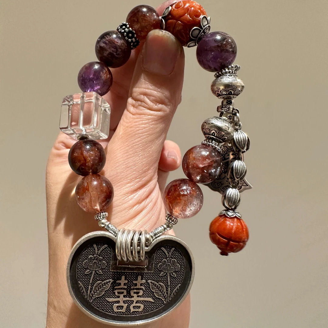 足银手链 S09880 红胶花钟形平安吊牌花苞链弹力手串银饰手链国风