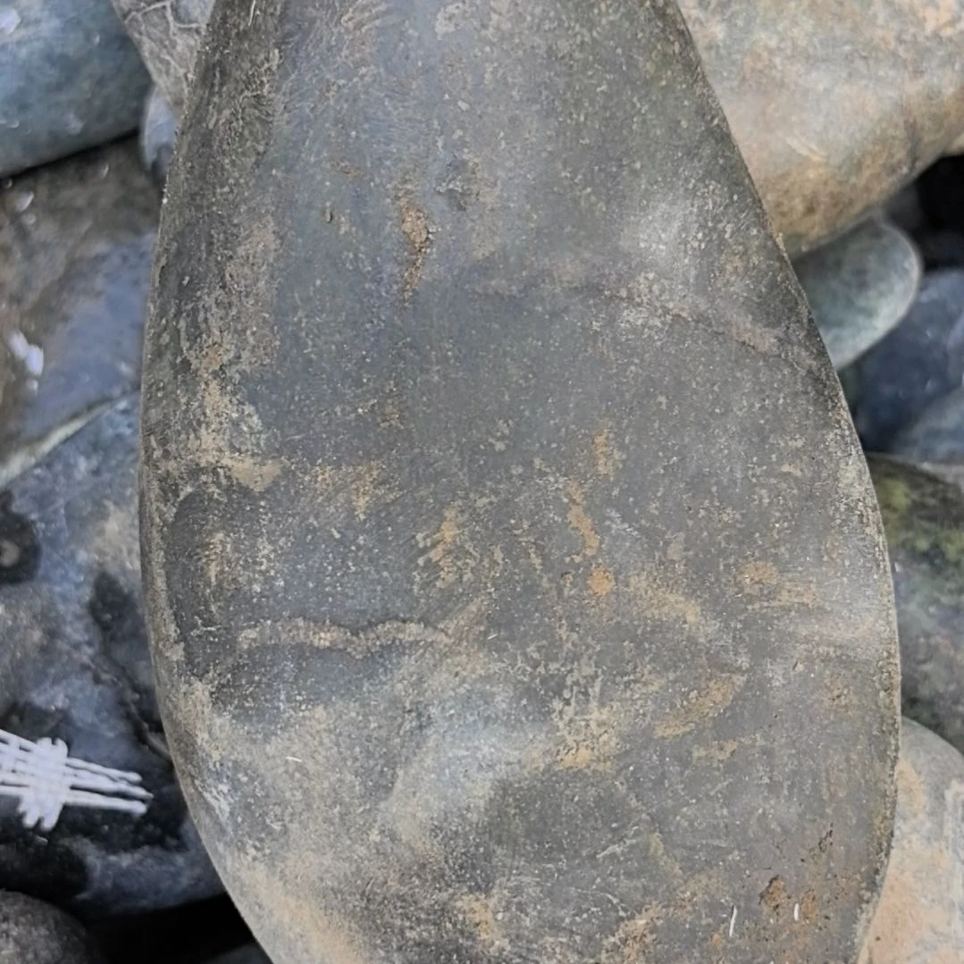 东***韵有机玻璃藏玉药王石原石一个