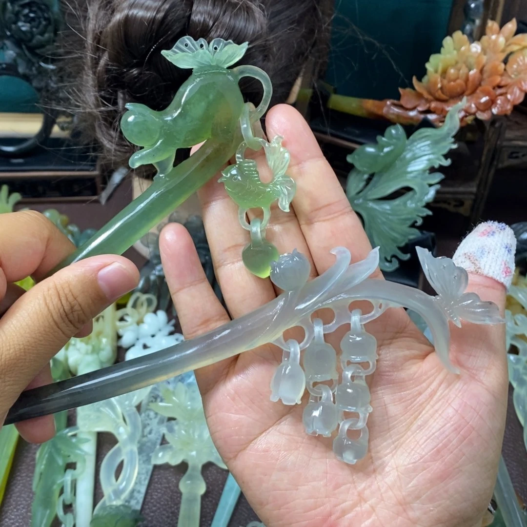 熠***熠蛇纹石玉未镶嵌发饰