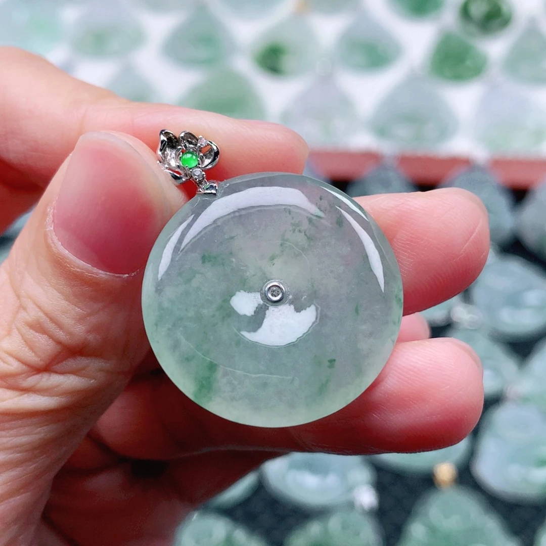 吊坠(不含链)18K金镶嵌翡翠