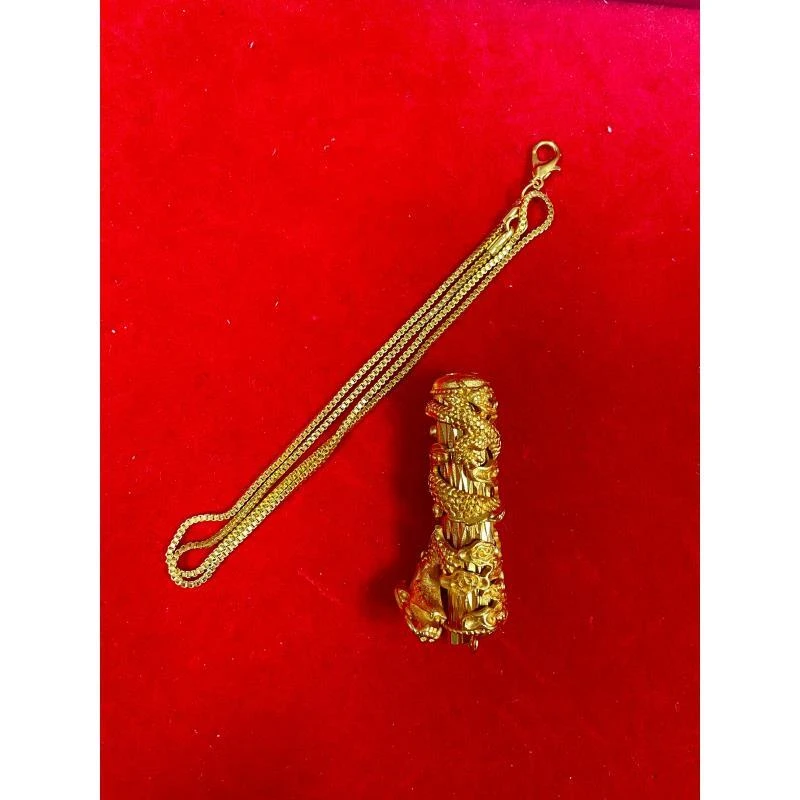 金黄色高端时尚首饰项链 B00019