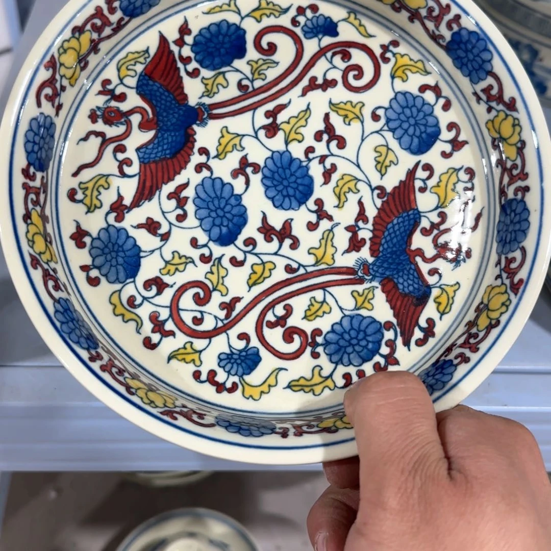 瓷片瓷器是在阿撸铁后开始出现后