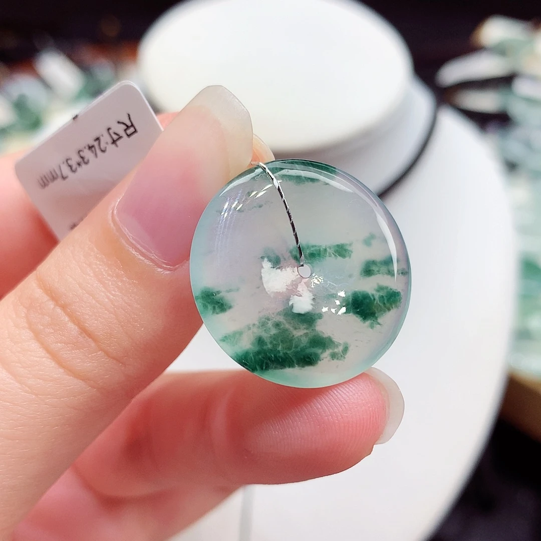 颈饰未镶嵌翡翠翡翠24，23.4/3.7