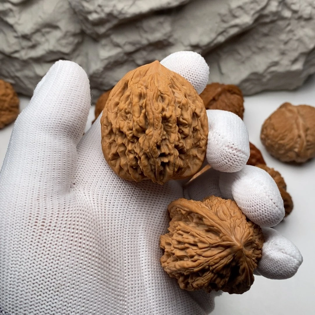 龍***啸文玩核桃吊坠虎头