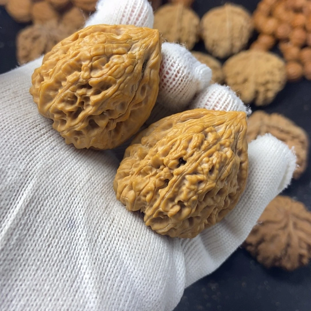 桃核把件健**乐秦岭核桃矮鸡心33