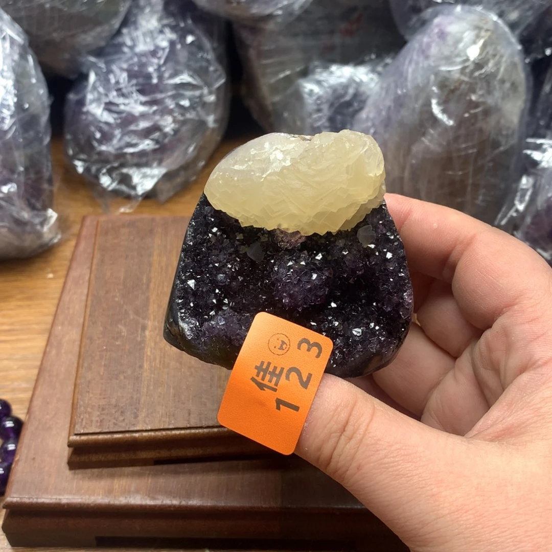 水晶大型摆件（非配饰）未镶嵌