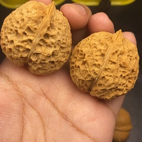 文玩核桃把件42尺寿桃