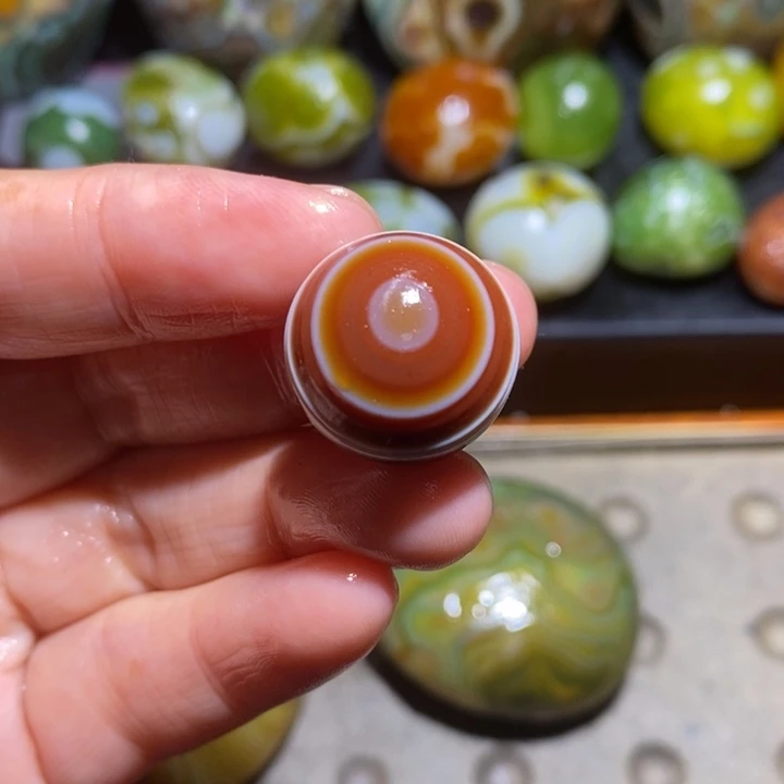 未镶嵌玛瑙/玉髓珠宝半成品毛*