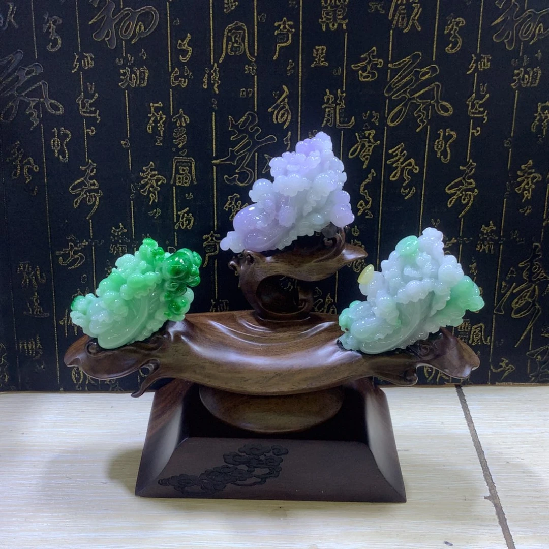 李***8翡翠摆件未镶嵌白菜