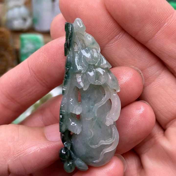 定制翡翠未镶嵌翡翠