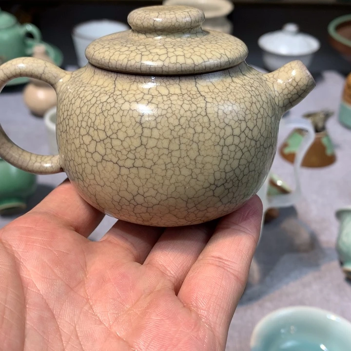 用***。龙泉青瓷手工制作