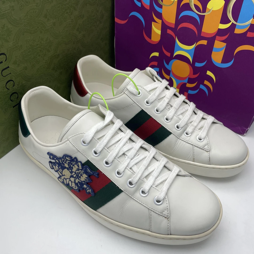 95新 GUCCI/古驰 42.5欧码/白色三只小猪刺绣休闲板鞋低帮