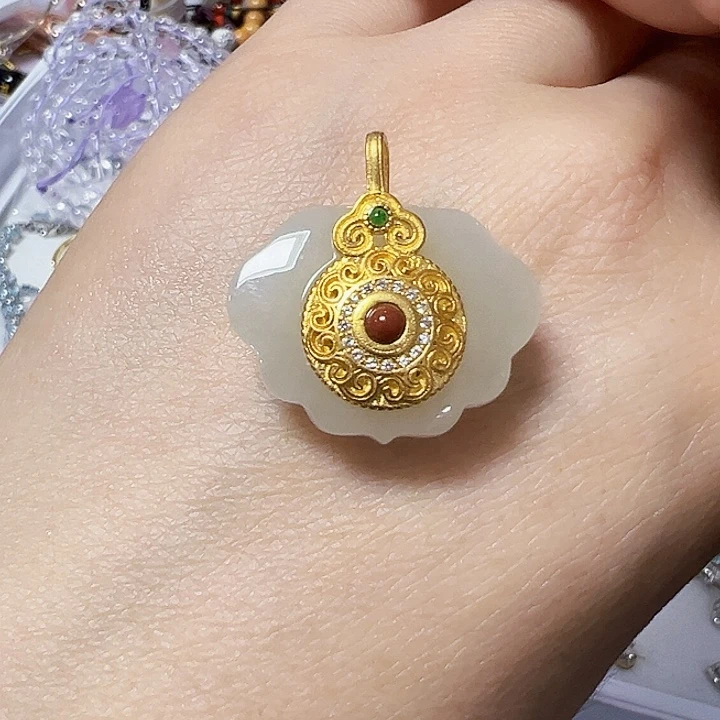 和田玉银S925镶嵌颈饰