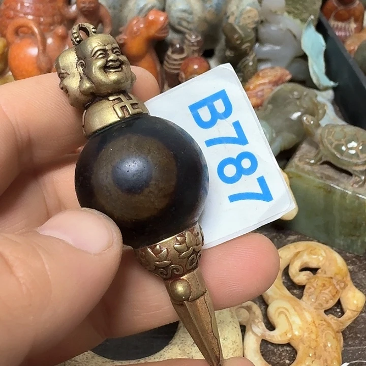 玛瑙/玉髓未镶嵌颈饰玉*