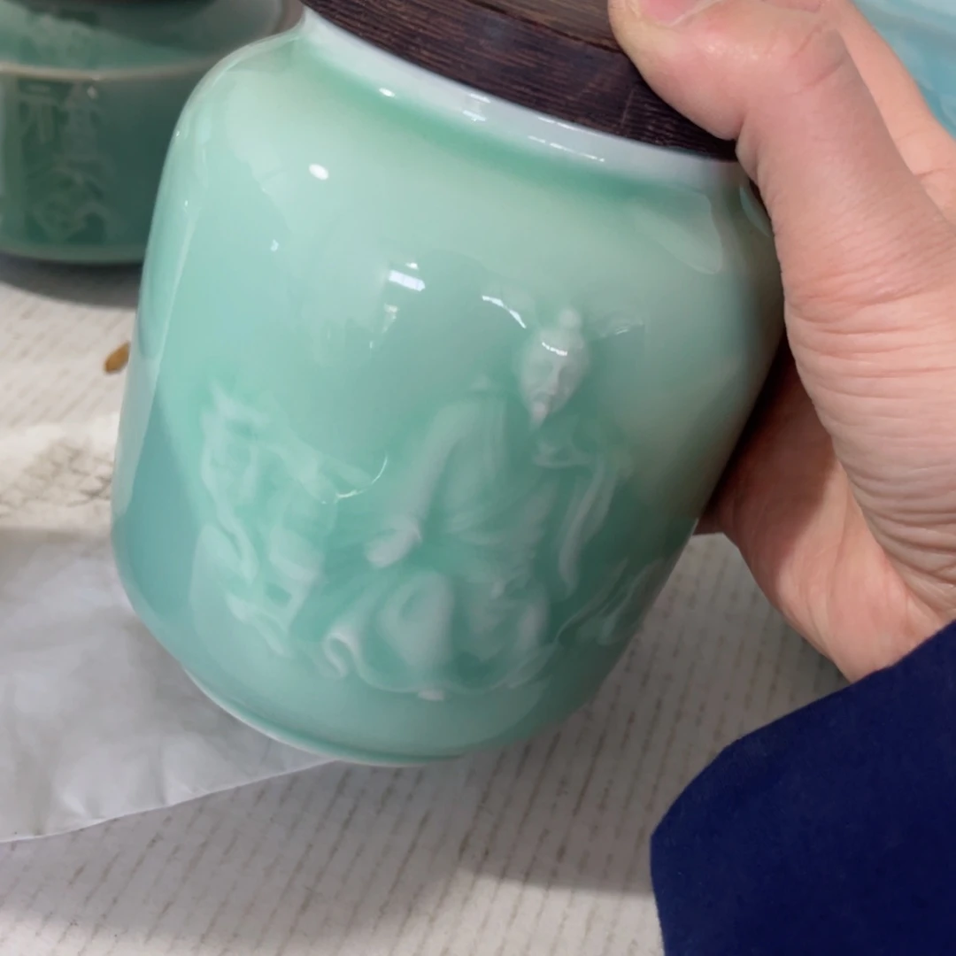 瓷片哈哈哈哈哈哈哈哈