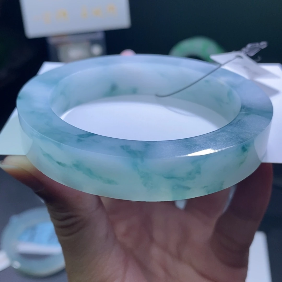 未镶嵌翡翠定制翡翠