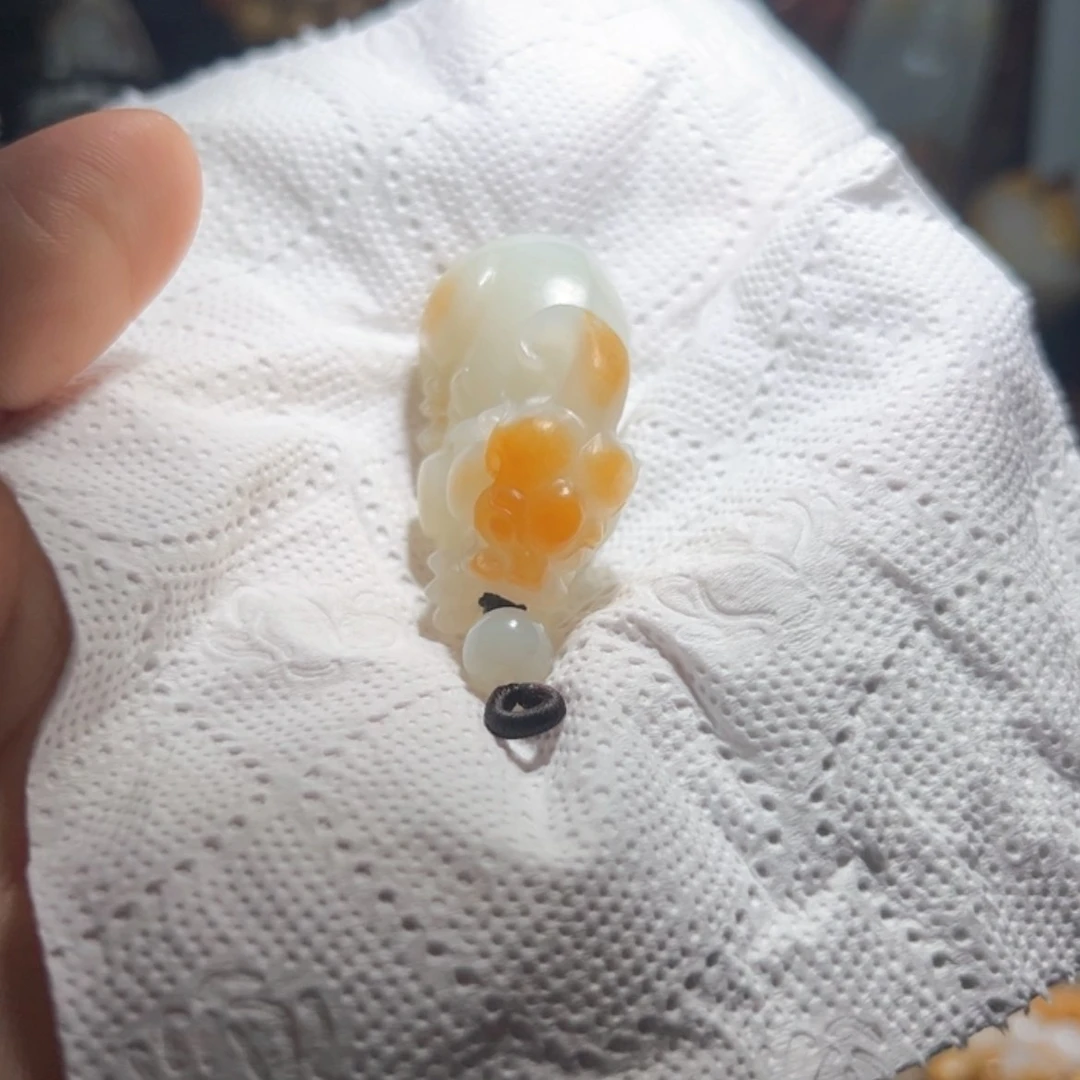 【闪购商品】和田玉未镶嵌颈饰江*