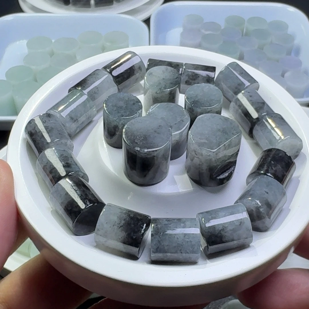 定制翡翠未镶嵌20颗10+半山水冰乌鸡手串