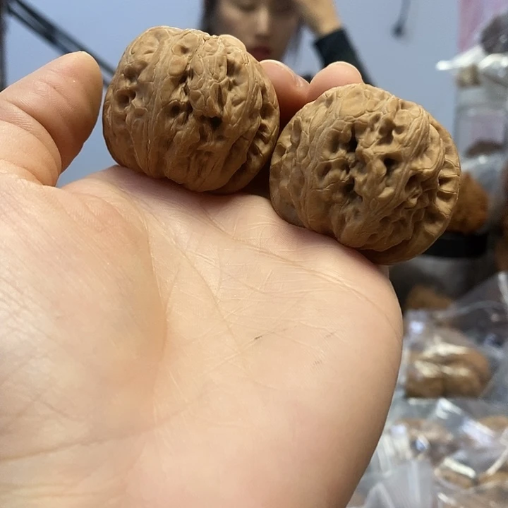 把件文玩核桃42平谷元宝尖黄