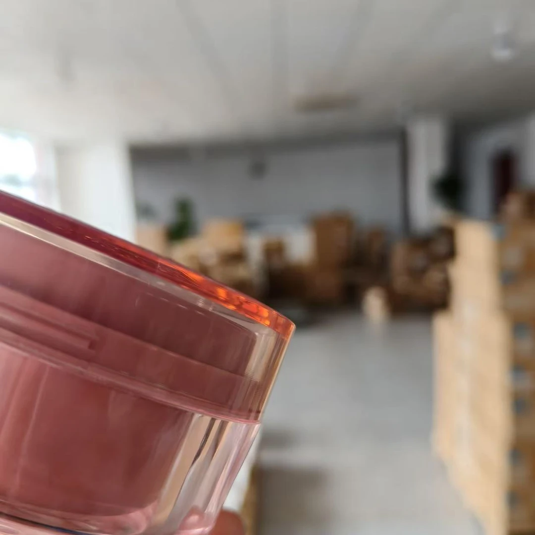 素颜霜50g--刮码