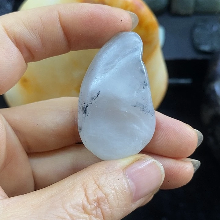 未镶嵌和田玉（糖玉）挂件