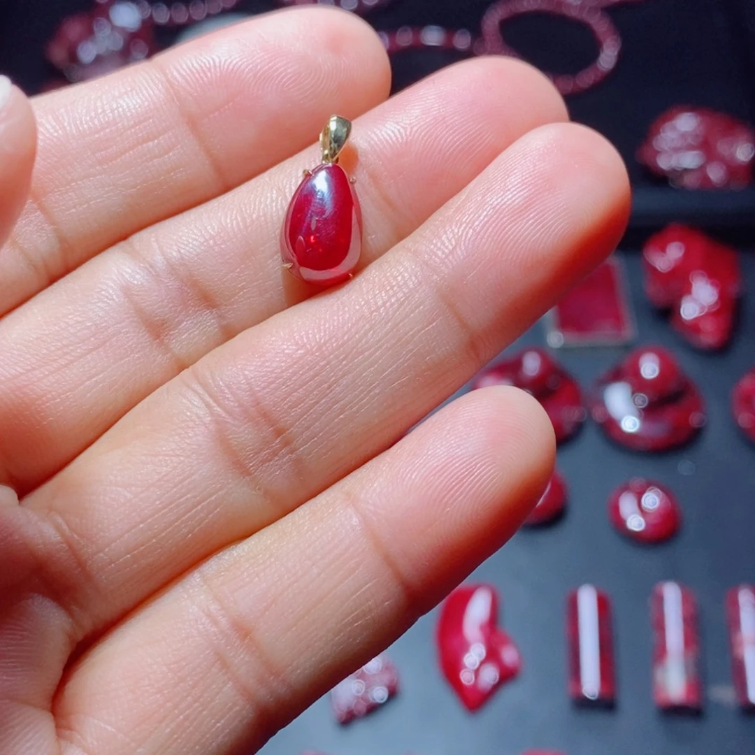 @***呢天然辰砂天然朱砂单晶吊坠2.4克