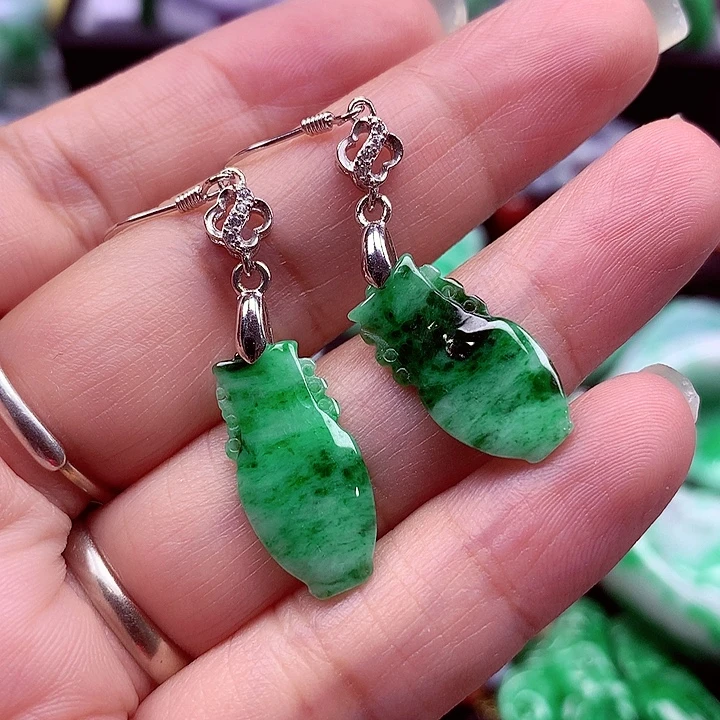 翡翠银S925镶嵌颈饰翡翠