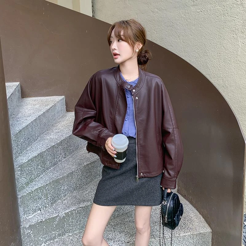 酒红色短款圆领PU外套女春季2025新款韩系chic高级感时尚洋气夹克
