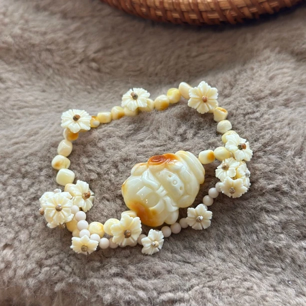 吉月蜜蜡魔法师花花手串