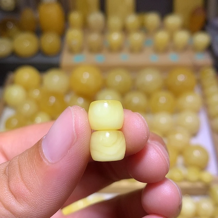 裸石蜜蜡未镶嵌天然俄料金白妖花蜜蜡精工直切9.5