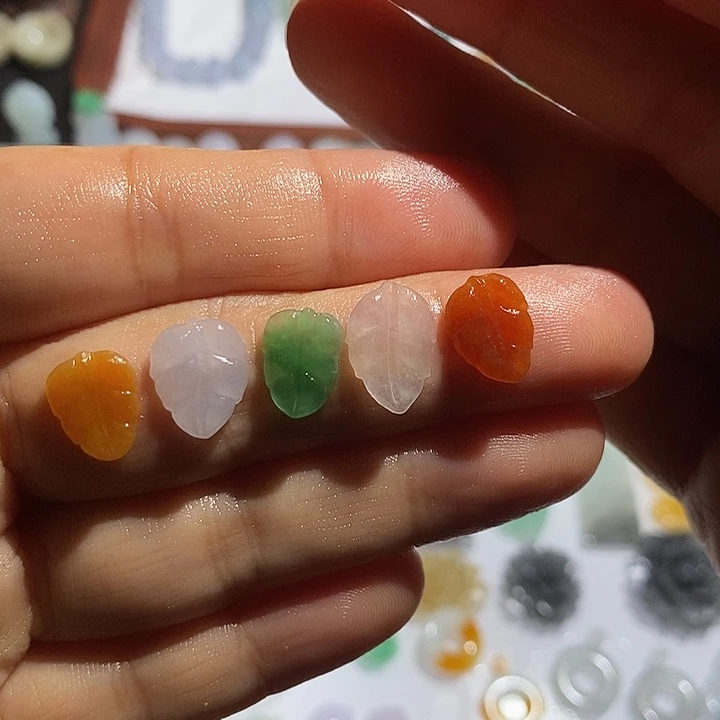 定制翡翠未镶嵌叶子