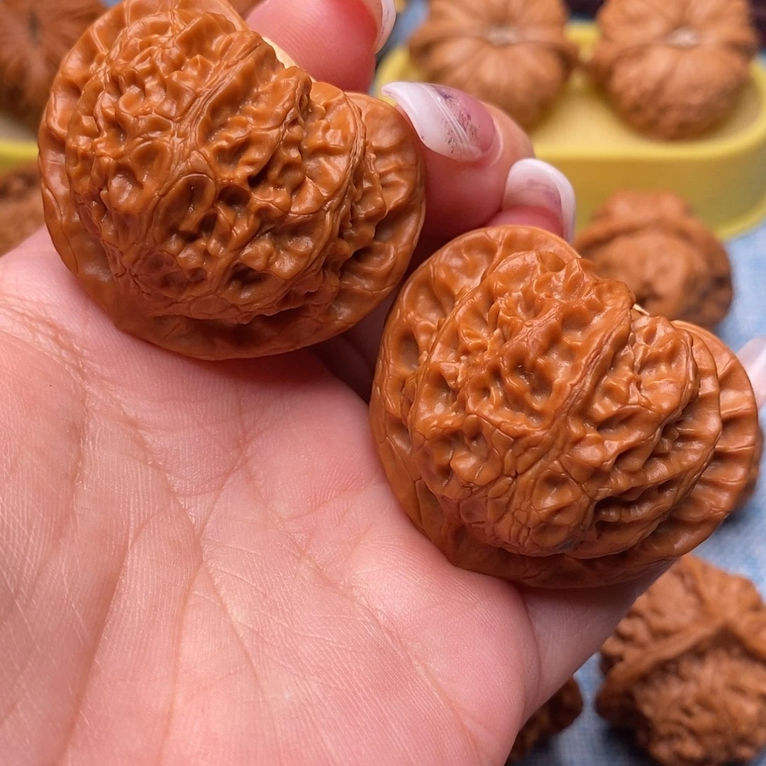 把件文玩核桃毕业桃心宫灯44尺全品